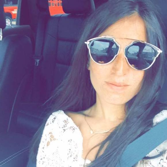 Meet your Posher, Raquel - Picture 1 of 1